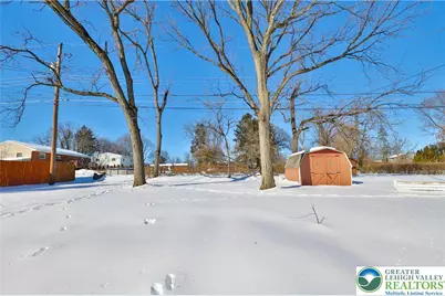 1360 Stonewood Drive, Hanover Twp, PA 18017 - Photo 28