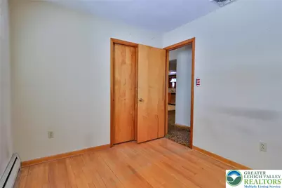 1360 Stonewood Drive, Hanover Twp, PA 18017 - Photo 12