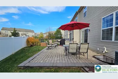 247 Milkweed Drive, Upper Macungie Township, PA 18104 - Photo 4