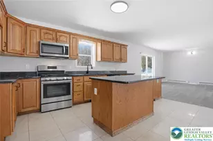 106 Greenleaf Dr, Long Pond, PA 18334 - Photo 10