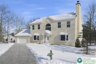 106 Greenleaf Dr, Long Pond, PA 18334 - Photo 4