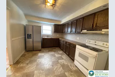 2121 Schoenersville Road, Bethlehem, PA 18018 - Photo 10