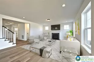 108 Pleasant View Dr, Mahoning Twp, PA 18235 - Photo 4