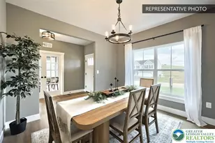 139 Pleasant View Dr, Mahoning Twp, PA 18235 - Photo 2