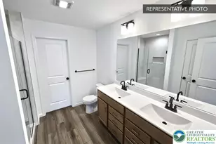 253 Center Rd, Allen Township, PA 18067 - Photo 8