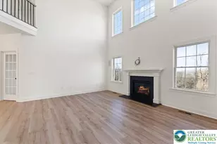 25 Lillian Ct, Williams Township, PA 18042 - Photo 8