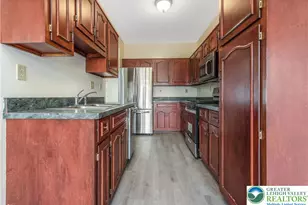 130 Willow Dr, Palmer Twp, PA 18045 - Photo 8