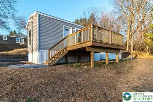 465 Royal Manor Rd, Williams Township, PA 18042 - Photo 1