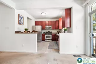 262 Milkweed Dr, Allentown City, PA 18104 - Photo 6