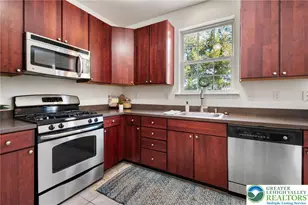 262 Milkweed Dr, Allentown City, PA 18104 - Photo 8