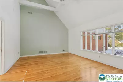 4861 Sydney Close, Lower Macungie Twp, PA 18062 - Photo 6