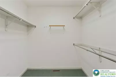 4861 Sydney Close, Lower Macungie Twp, PA 18062 - Photo 32