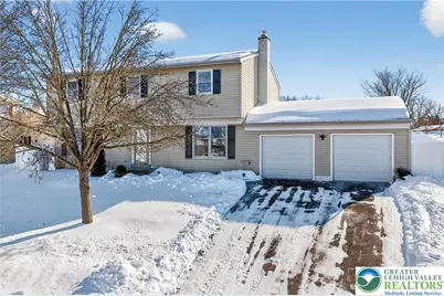 132 Woodview Drive, Trumbauersville, PA 18951 - Photo 2