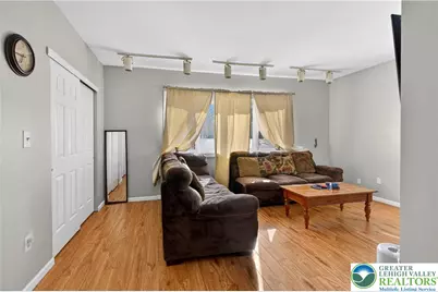 132 Woodview Drive, Trumbauersville, PA 18951 - Photo 12