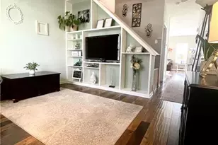 1076 King Way, Upper Macungie Township, PA 18031 - Photo 6