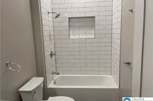 711 Chew St, Allentown, PA 18102 - Photo 8