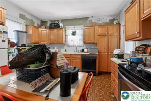 115 Hull Ave, Olyphant, PA 18447 - Photo 16