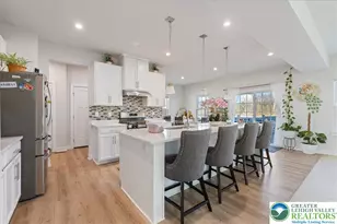 1064 Woodmont Ln, North Catasauqua Bor, PA 18032 - Photo 6