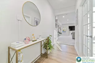 1064 Woodmont Ln, North Catasauqua Bor, PA 18032 - Photo 2