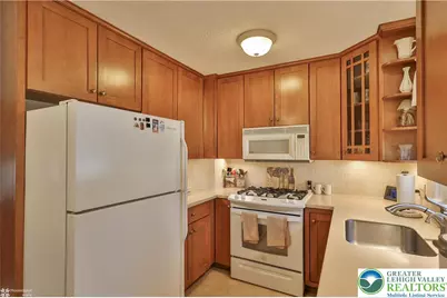 2641 South Street, Allentown City, PA 18104 - Photo 10