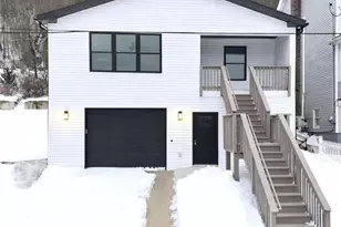 255 E Railroad St, Nesquehoning, PA 18240 - Photo 1