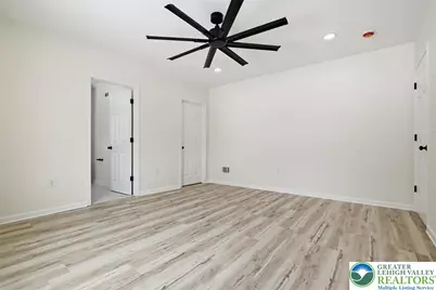 255 E Railroad Street, Nesquehoning, PA 18240 - Photo 18