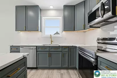 255 E Railroad Street, Nesquehoning, PA 18240 - Photo 8