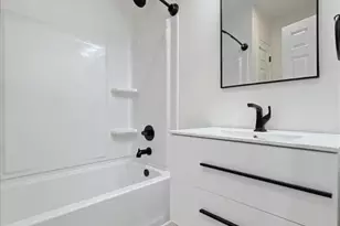 255 E Railroad St, Nesquehoning Boro, PA 18240 - Photo 14