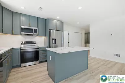 255 E Railroad Street, Nesquehoning, PA 18240 - Photo 6