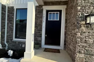 1033 Watson Ct, Upper Macungie Township, PA 18051 - Photo 2