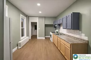 521 Liberty St, Allentown, PA 18102 - Photo 2