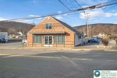 67 Park Avenue, Wind Gap Boro, PA 18091 - Photo 2