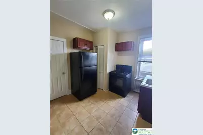 218 S 15th Street #16, Allentown, PA 18102 - Photo 2