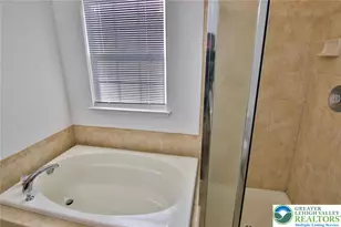 867 King Way, Upper Macungie Township, PA 18031 - Photo 18