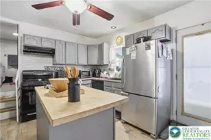 826 Cherokee St, Fountain Hill Boro, PA 18015 - Photo 10