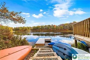 2208 Mohegan Ct, Long Pond, PA 18334 - Photo 16