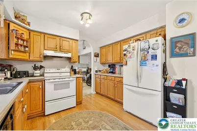 2354 Market, South Whitehall Twp, PA 18104 - Photo 14