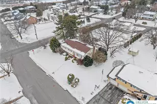 1130 Patricia Dr, Allentown, PA 18103 - Photo 2