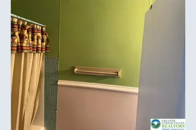 156 Northampton Street, Bath, PA 18014 - Photo 2