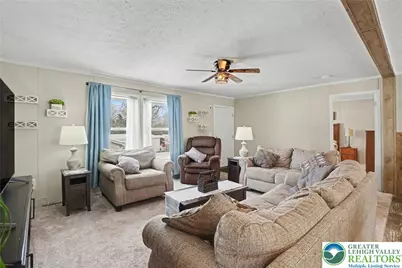 84 Mansfield Drive, Longswamp Twp, PA 18062 - Photo 8