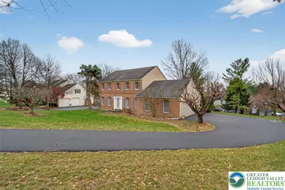 5524 Willow Way, Upper Macungie Township, PA 18069 - Photo 2