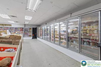 331 Grape Street, Whitehall, PA 18052 - Photo 10