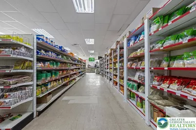 331 Grape Street, Whitehall, PA 18052 - Photo 8