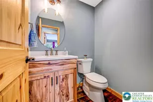 1055 Sugar Hollow Rd, Chestnuthill Twp, PA 18353 - Photo 28