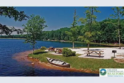 370 Inverness Lane, Hazle Township, PA 18202 - Photo 6