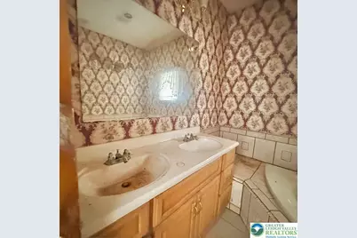 616 Almond Road, Lehigh Township, PA 18088 - Photo 8