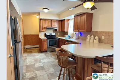 506 Longacre Drive, Lehigh Township, PA 18035 - Photo 6