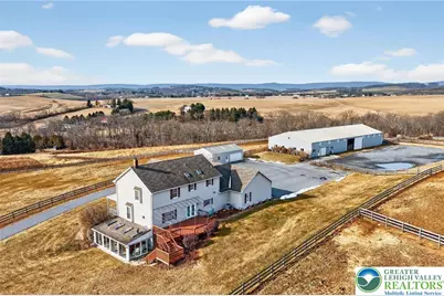 5289 309, Schnecksville, PA 18078 - Photo 2