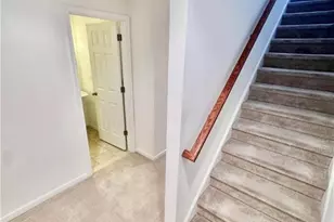 257 Milkweed Dr, Upper Macungie Township, PA 18104 - Photo 10