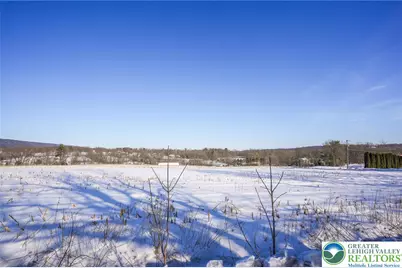 8600 Delong Drive, Heidelberg Twp, PA 18080 - Photo 18